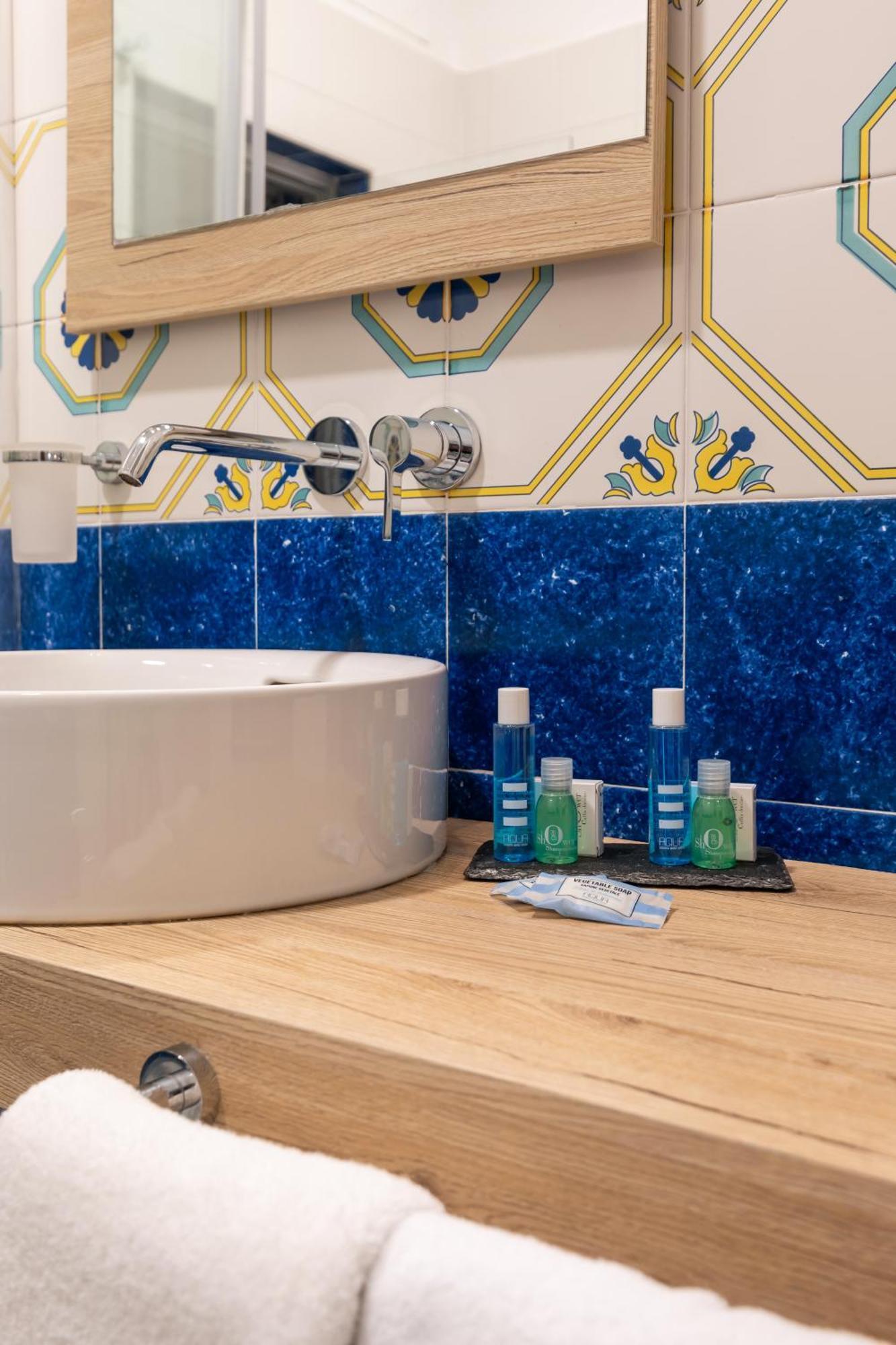 Yourhome - Lidia Rooms & Suites سورينتو المظهر الخارجي الصورة